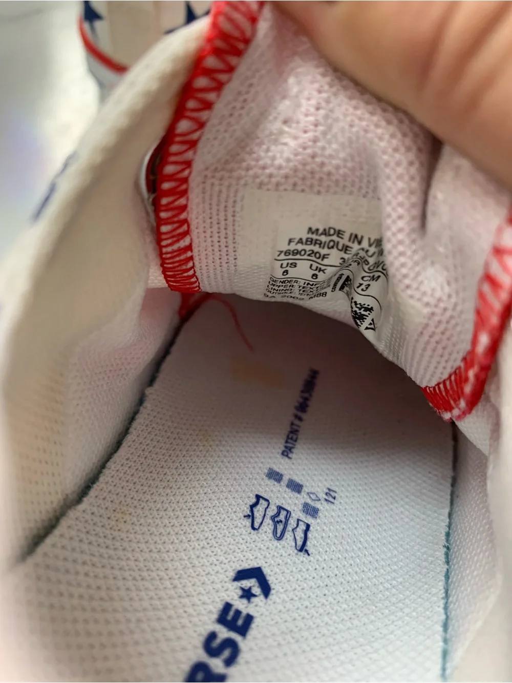Converse TWINS Infants Kids Red, White & Blue Star Sneakers size 6 4th of july
